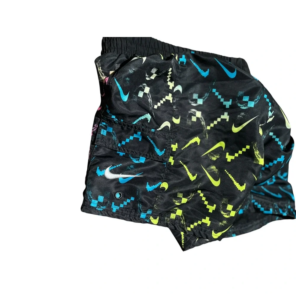 Nike Boys Swim Trunks Size M Black Pixel Swoosh Graphic Mesh‎ Lined